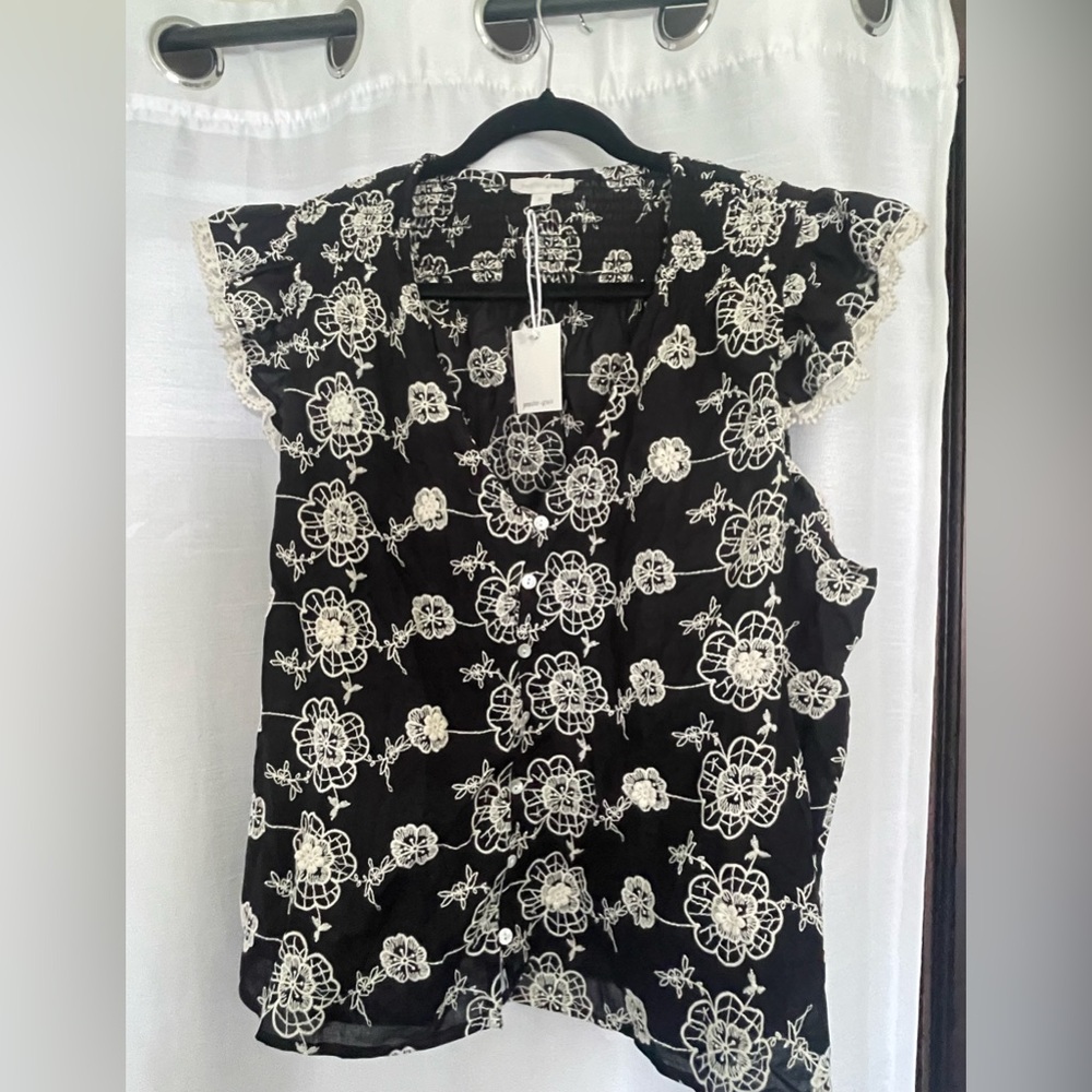 Jennifer & Grace XL blouse, ruffle embroidery, black and cream